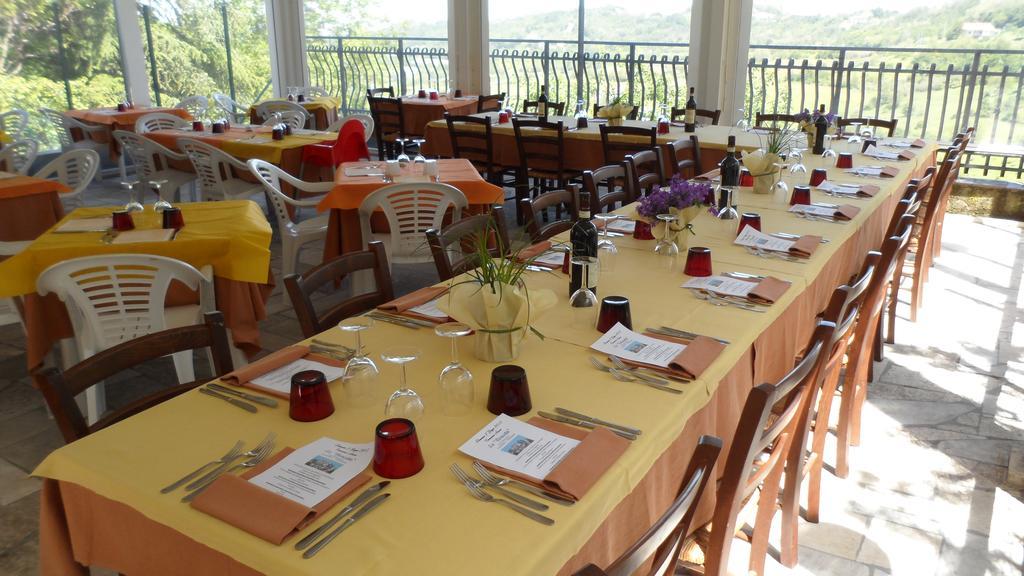 Hotel Ristorante La Bruceta Cremolino Eksteriør billede