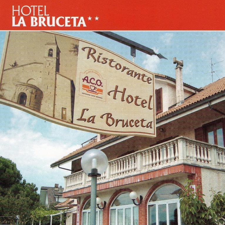 Hotel Ristorante La Bruceta Cremolino Eksteriør billede